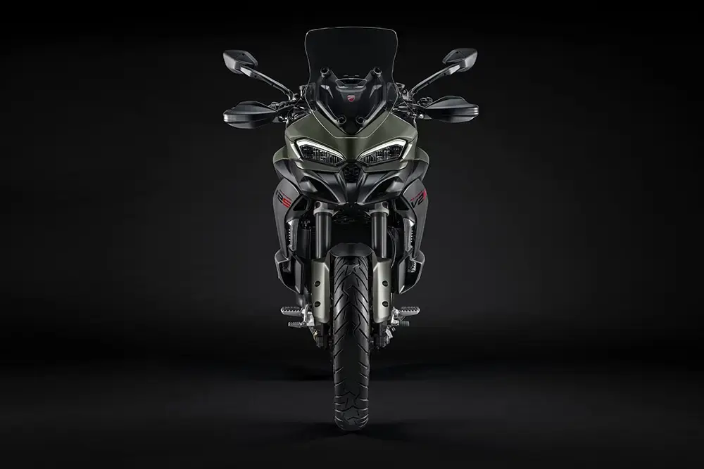 Ducati Multistrada V2 ön görünüm