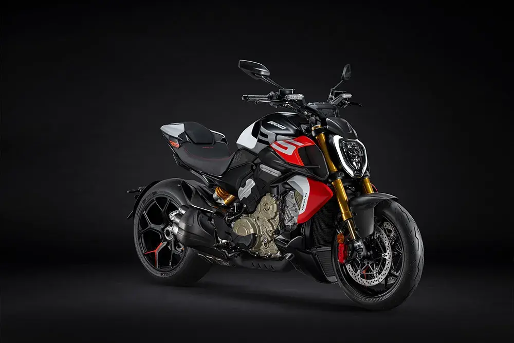 diavel 2026 ducati studio