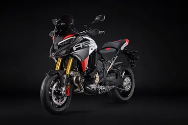 Ducati Diavel V4 RS seen from the side